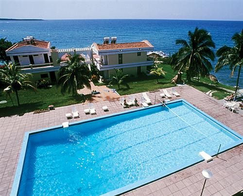 'Hotel - Faro Luna - foto aerea' Check our website Cuba Travel Hotels .com often for updates.